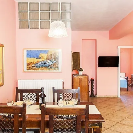 Kirki Apartmán *